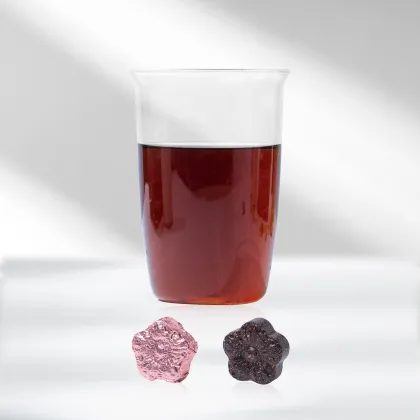 Pure Herbal Tea Bags Featuring Light Tea Paste