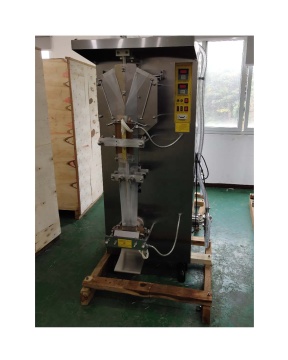 Máy đóng gói nước 2200/giờ