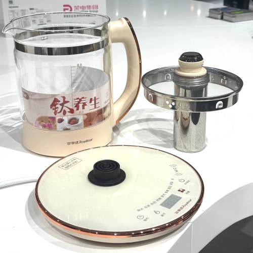 Чорна -белы гаршчок для здароўя тытана