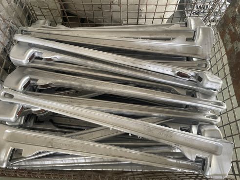 casting aluminium hardware1