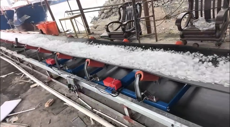Hengbiao Technology's PLC-based Quantitative Weighing Electronic Belt Scale Deployed at an Ice Factory in Wenzhou