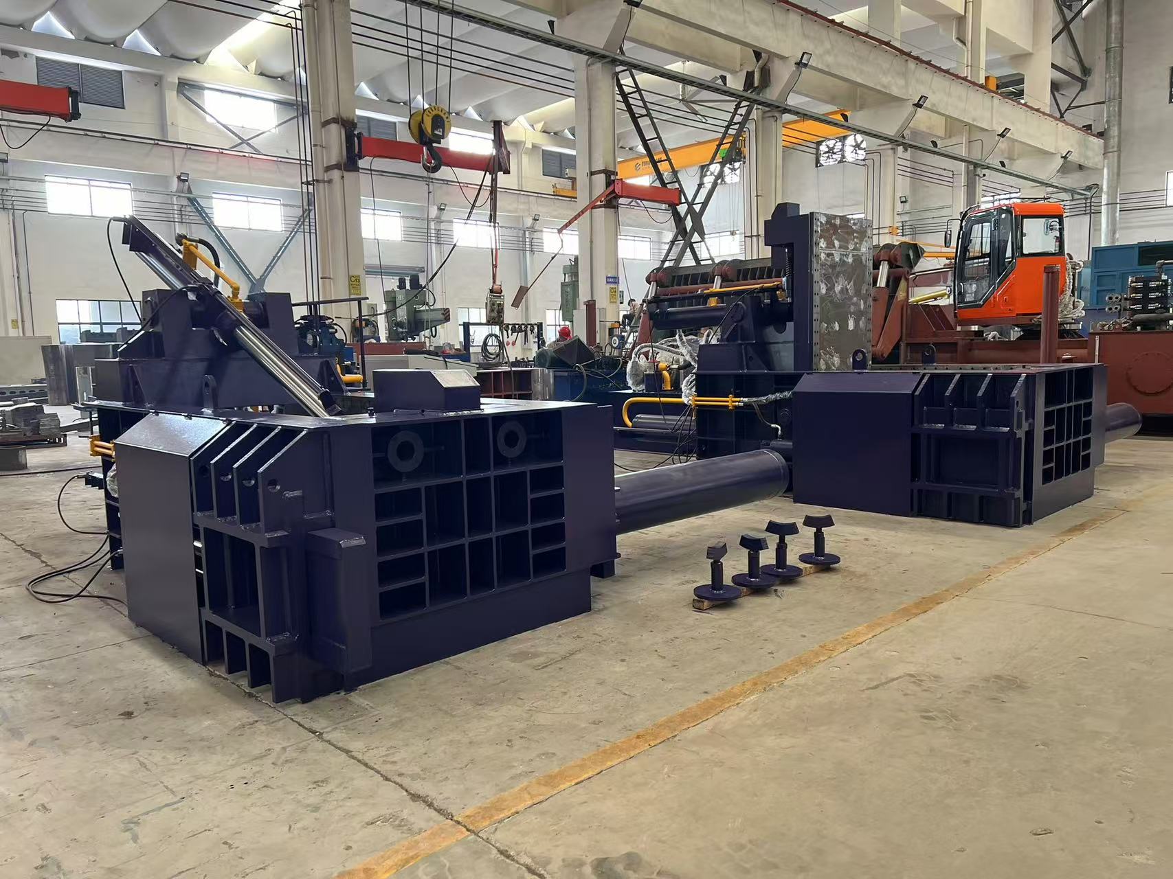 HC81T-1600 Metal Baler
