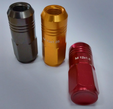 ถั่ว lug อลูมิเนียมยาว 50 มม.สี