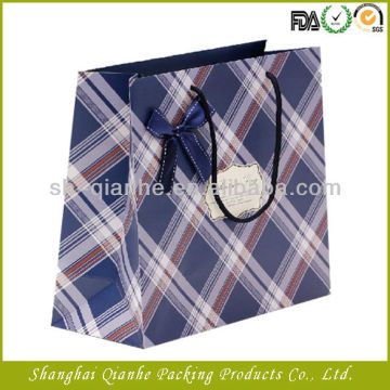 Exquisite gift bag with drawstring handle