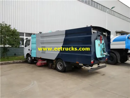 Dongfeng 5000L Road Sweeper Trucks