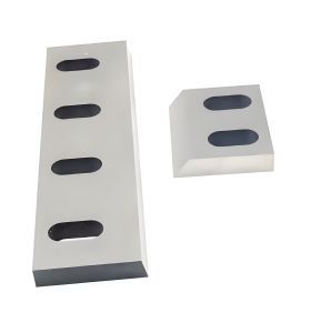 Recycling machine crusher blades