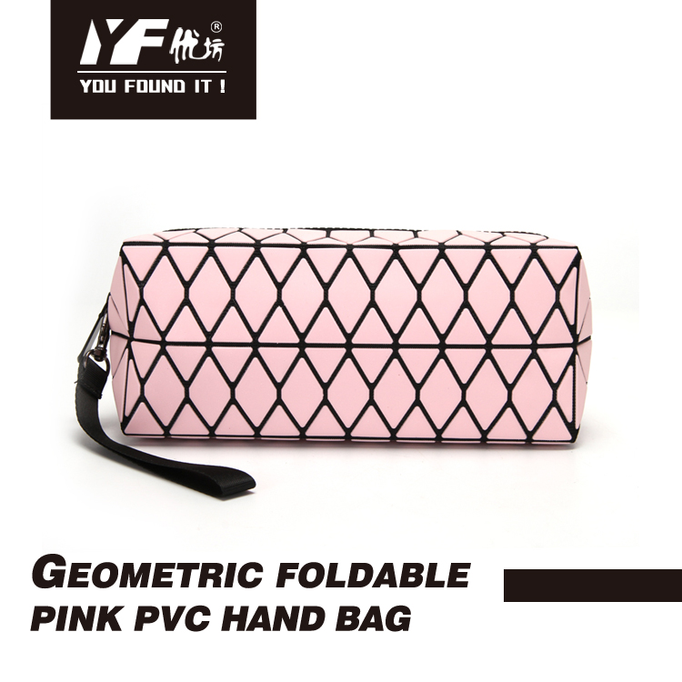 Rosa PVC-Handtasche mit geometrischem Design