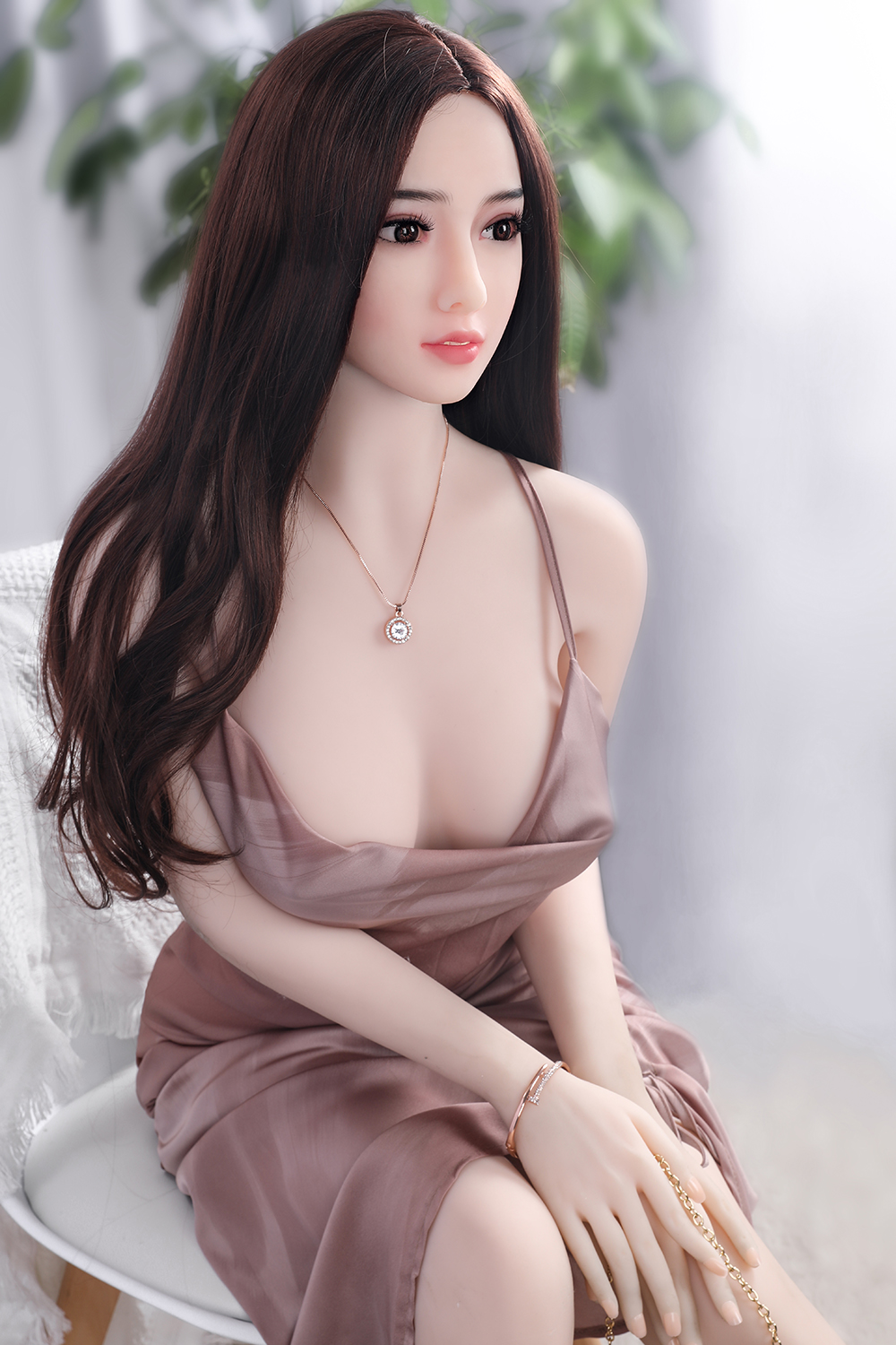Realistic real sex doll