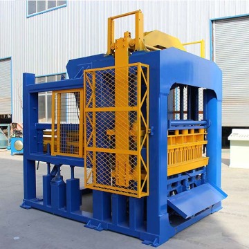 QT8-15 Hollow Cement Brick Machine Prijs in India