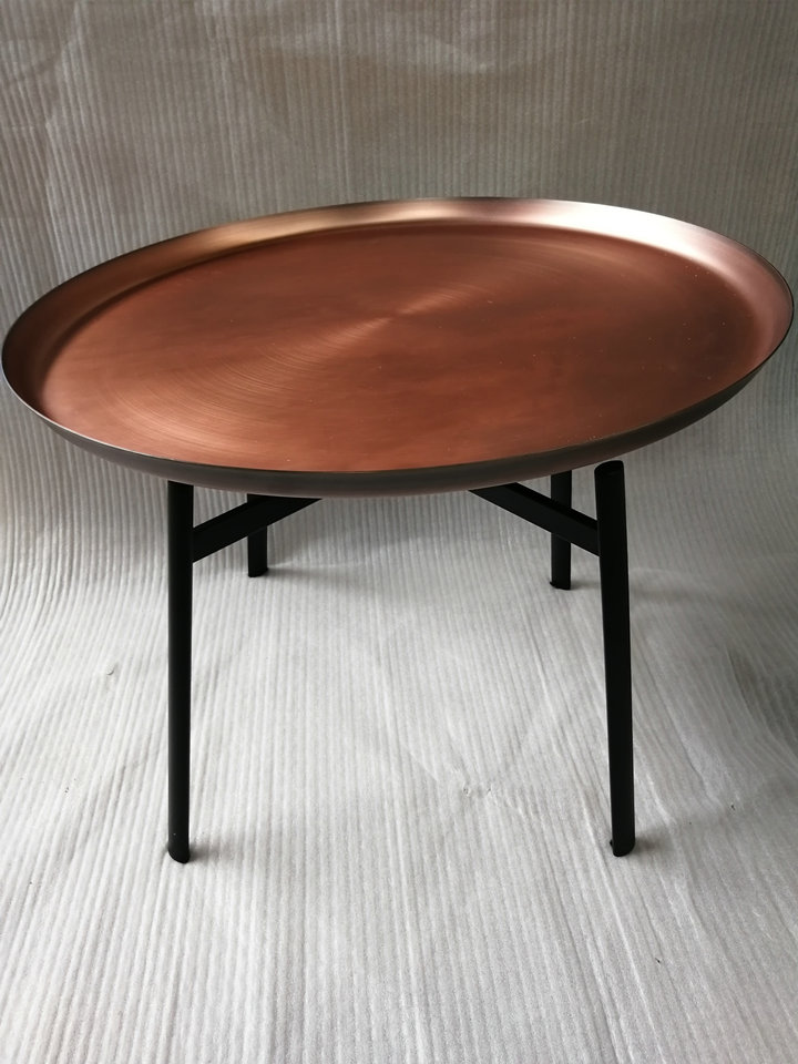 Coffee table By B&B Italia design Patricia Urquiola