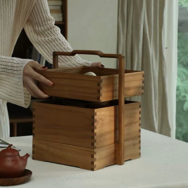 Exquisite Wood-Inspired Tableware with Handcrafted Details