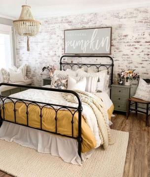 Modern Comfortable Big Size Metal Hotel Bedroom Bed - Direct Factory Prices