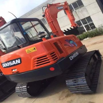 Real Shot Doosan DH55 5トン使用した掘削機の販売用韓国の割引価格で販売