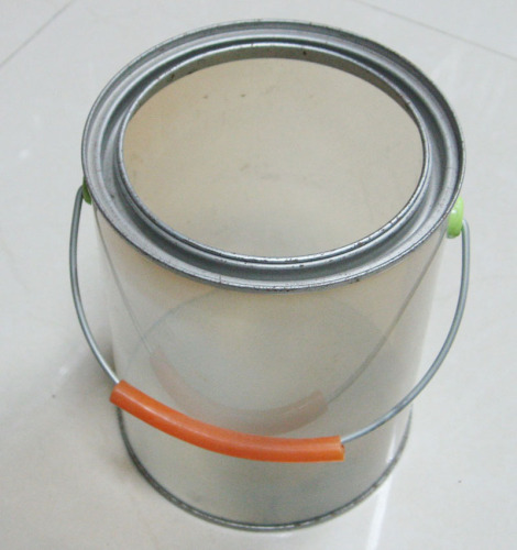 tin bucket paint bucket