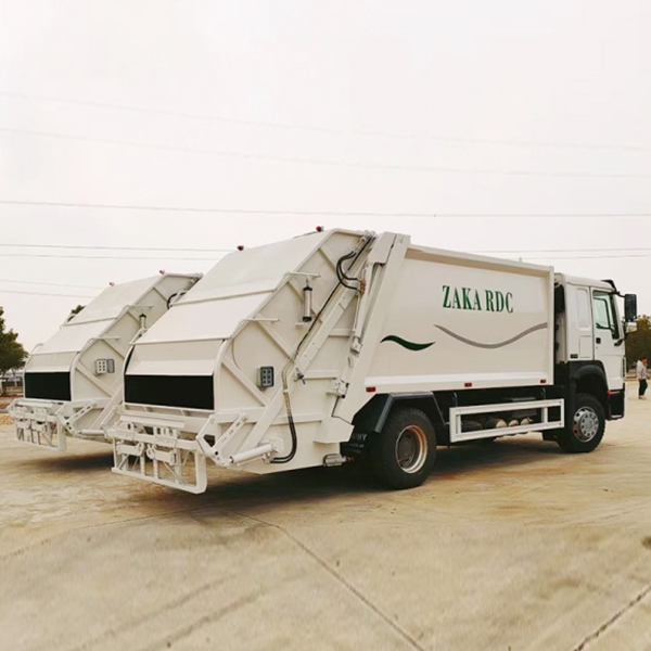 HOWO 210hp 4x2 Garbage Compactor Truck for Urban Waste Management