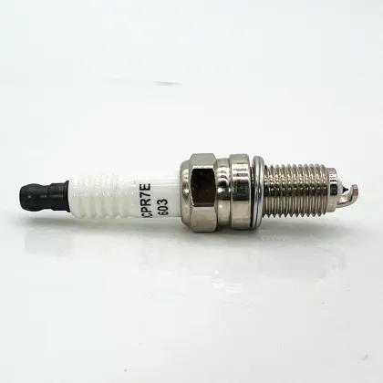 Hot Sale DCPR7E Spark Plug China Car Spark Plug Gas Engine Spark Plug