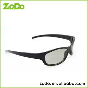 Different sizes of 3D glasses