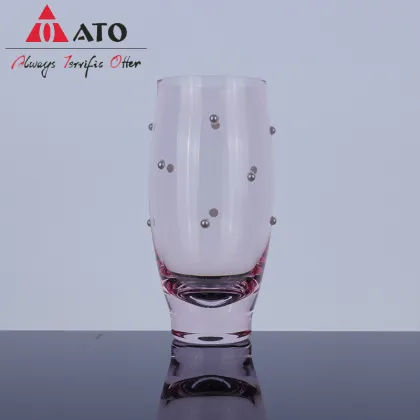 Pink white wine glass and red wine glass