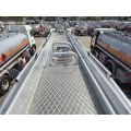 Dongfeng 8 × 4 caminhão -tanque de petróleo 30,2m³