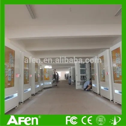 Touch Screen Vending Machine with 55" touch screen