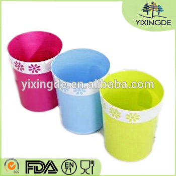 round contracted fashion plum blossom plastic Waste Bins