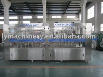 PET bottle filling machine