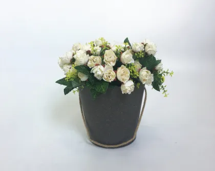 Paper roses box packaging flower