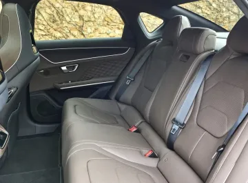 Chinese New Energy Electric Vehicle Byd E2 2022 Awd EV Electric Vehicle Car Byd on Sale