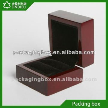 Luxury wooden ring box with custom logo