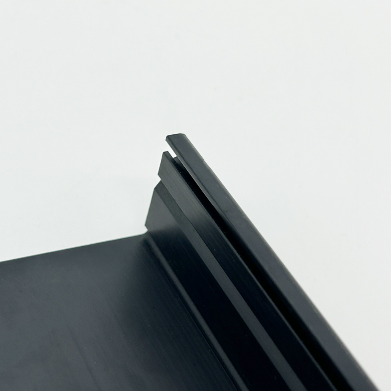 Aluminum Extruded Profile Cutting Machining Black Heat Sink