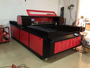 Guangzhou Manufacture Large scale Rd-1325 Leather For Handbag Laser Cutting Machine