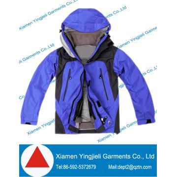 Top quality ski jacket with detachable hood