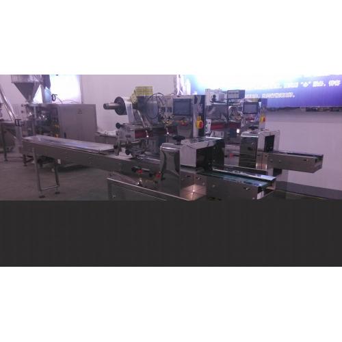 Automatic hot-selling pillow moon-cake packaging machine