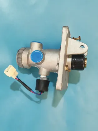 Foot Brake Valve with Brake Light Switch LG50 (60F)