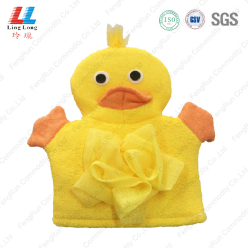 Yellow duck children bath gloves sponge