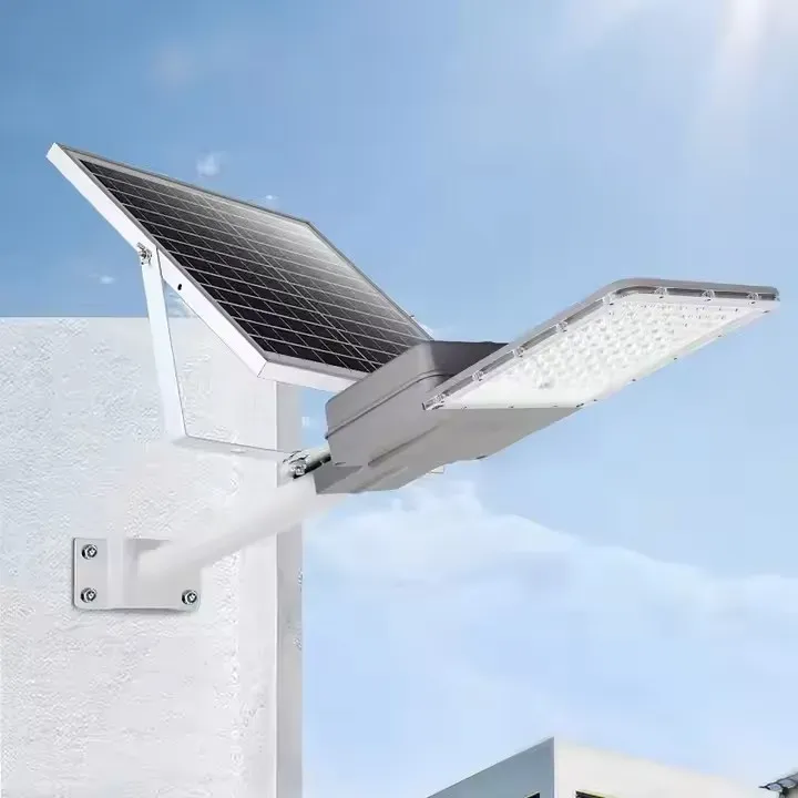 High Lumen Solar Street Light with Wireless Remote Control