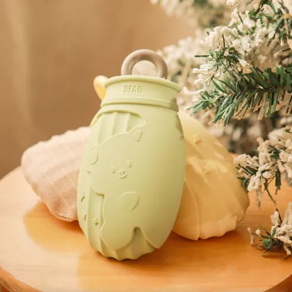 Custom Cute Silicone Hot Water Bag: Portable Reusable Winter Hand Warmer with Cover