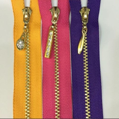 Promotional secure golden metal coat zippers