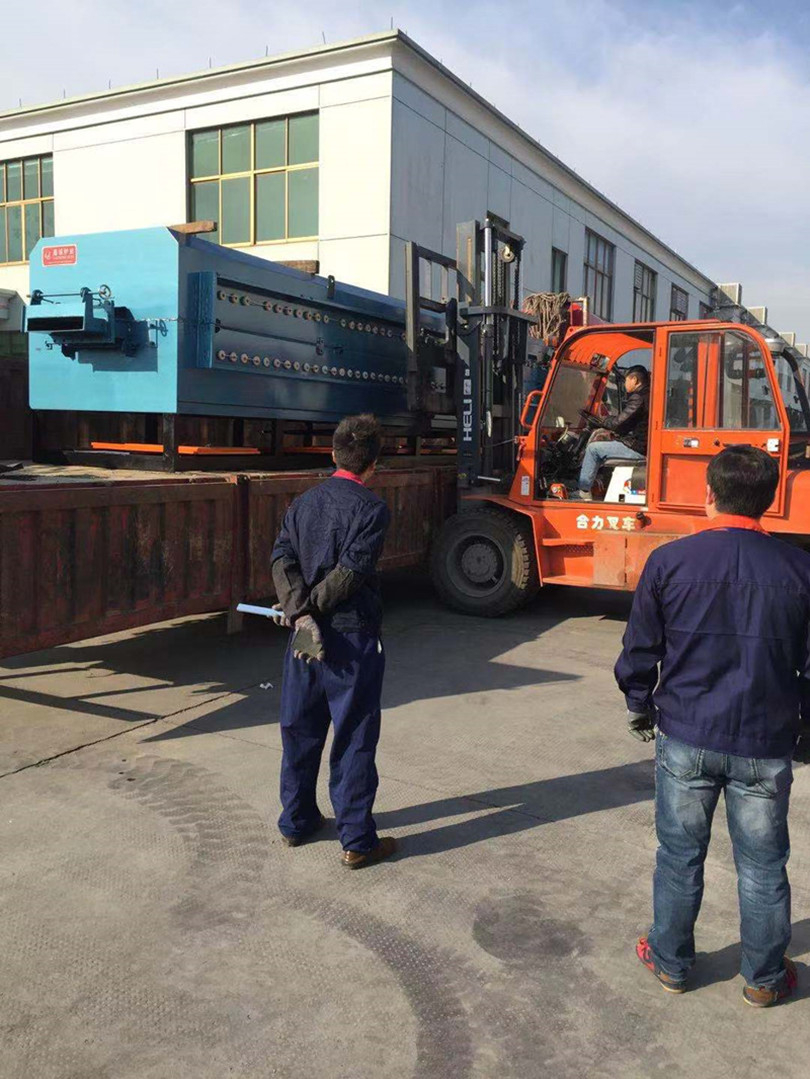 Net belt sintering furnace  delivery