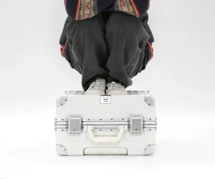 Portable Aluminum Frame Business Travel Luggage - 18 Inch Square Frame Boarding Bag