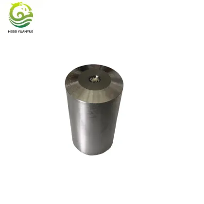 Bolt forming punch die main die