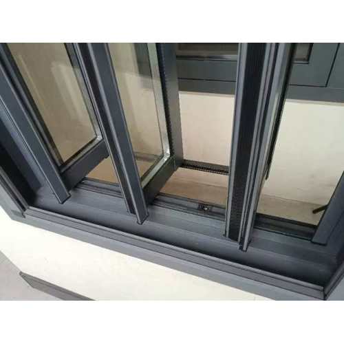 hliníkové zliatinové okno