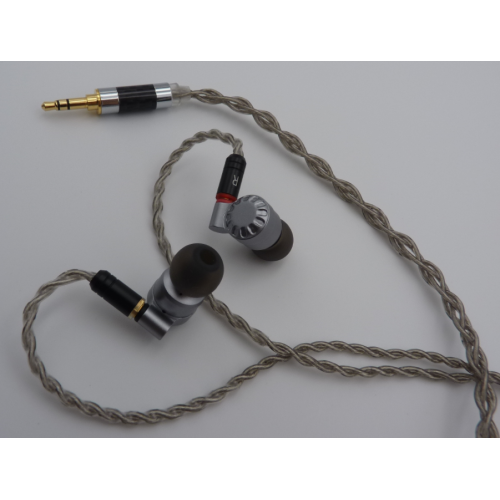 संगीतकारों के लिए HiFi इयरफ़ोन Detachable MMCX Earbuds के साथ