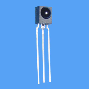 Infrared Emitter with 940nm Peak Wavelength and 50mW Power Dissipation