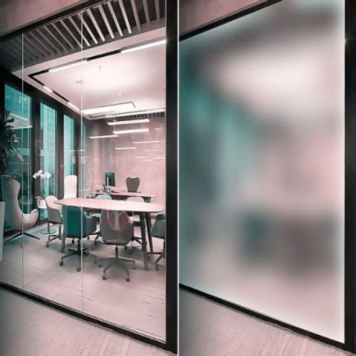 Non-adhesive white color privacy glass