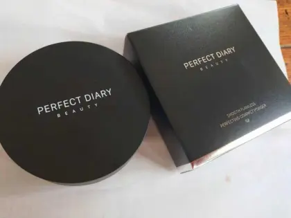 Plain love good night powder cake