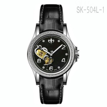 Newest Desigh Lady Watch Genuine Leather Watch Band Heart Shape Movement Watch For Lady