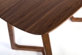 क्लासिक डिजाइन ठोस अखरोट की लकड़ी रेस्तरां डाइनिंग टेबल