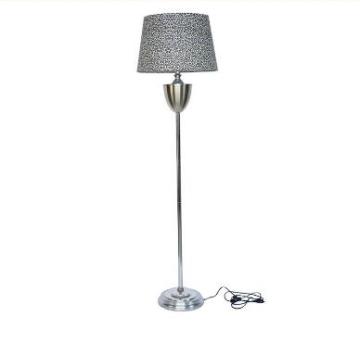 Perabot logam hiasan lampu lantai berdiri dalaman