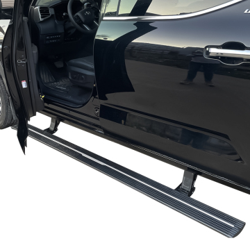 Custom Aluminum Auto Parts: Electric Side Steps for BAIC BJ40 4-Door Off-Road Vehicle